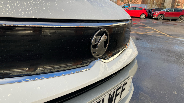 Vauxhall Crossland 1.2 Turbo Griffin 5dr Petrol Hatchback